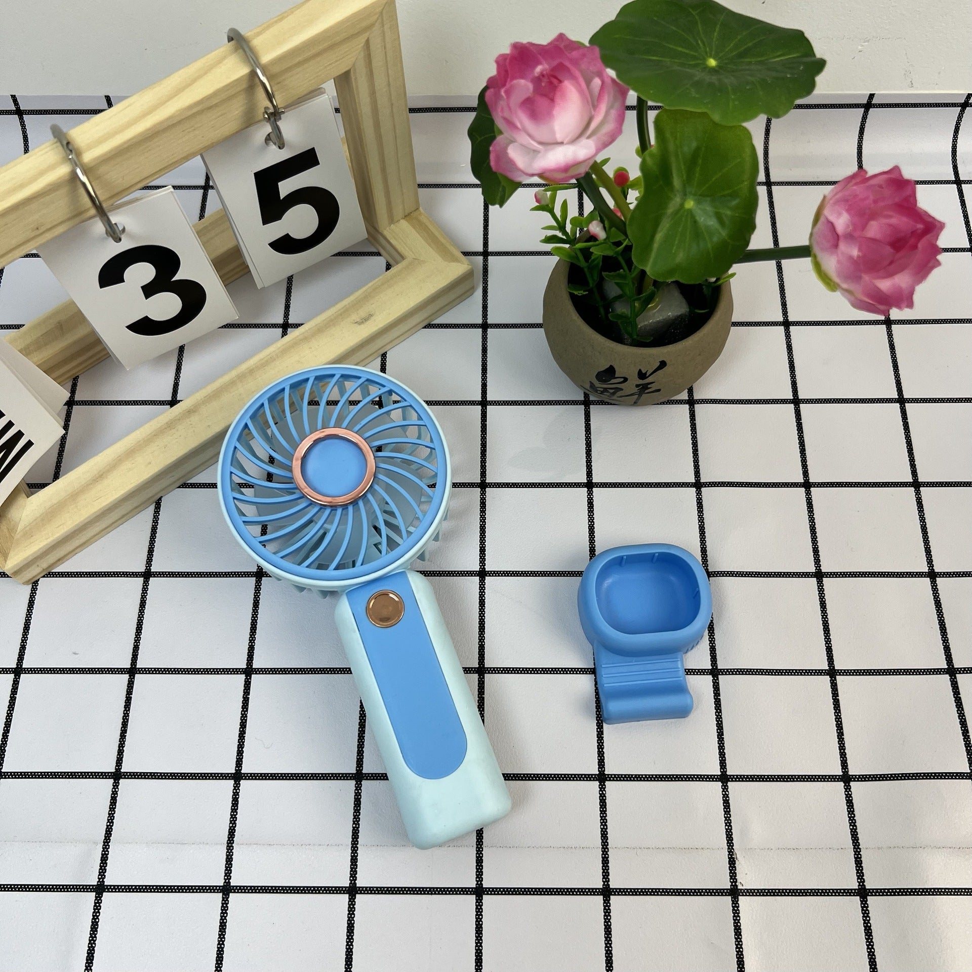 Rechargeable Handheld Desk Fan